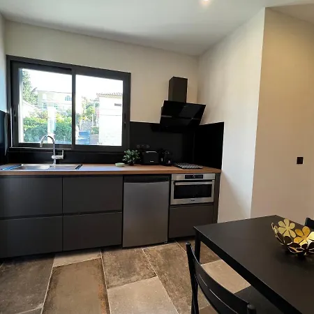 Studio Centre-ville Du Lavandou Appartement